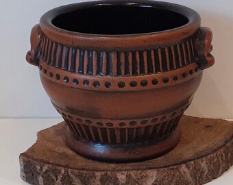 West Germany, brutalist, retro brown sturdy flower pot with handles, marked on the bottom with 5350/14, 1960s-70s, weight 1400 grams