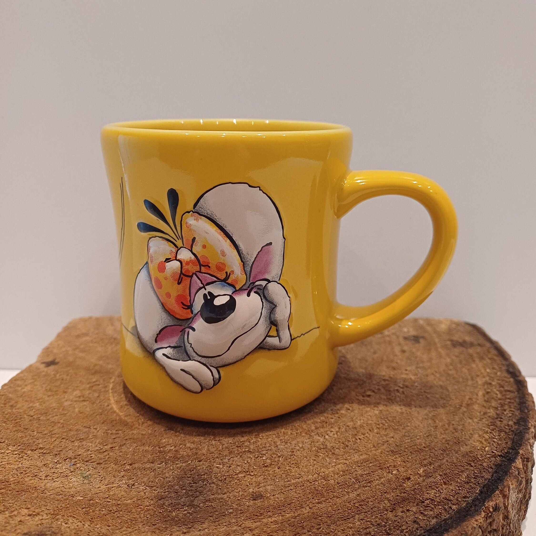 Diddl, a Nice Yellow Mug, Cup With an Embossed Image of Diddlina, Diddl's Girlfriend, Collector's Item