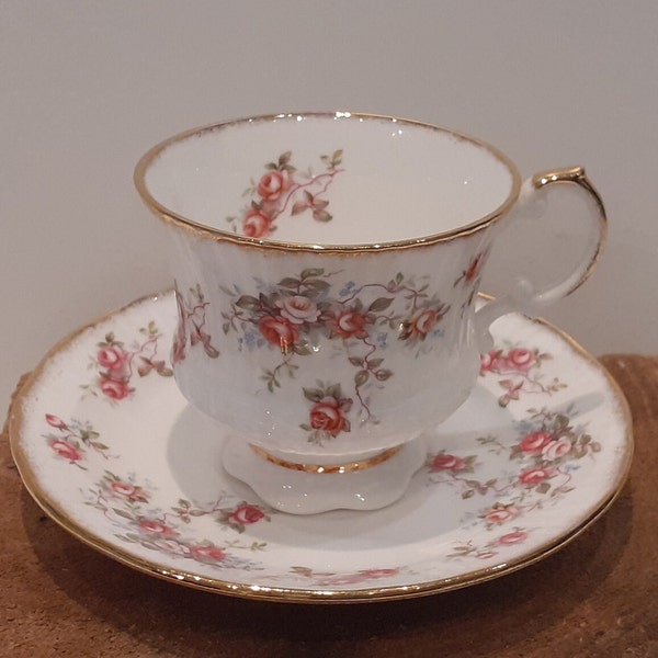 Elizabethan, Fine Bone China England, lady's cup, decor Händel, Anniversary Rose Series, kop en schotel, kop en schotel, jaren 60