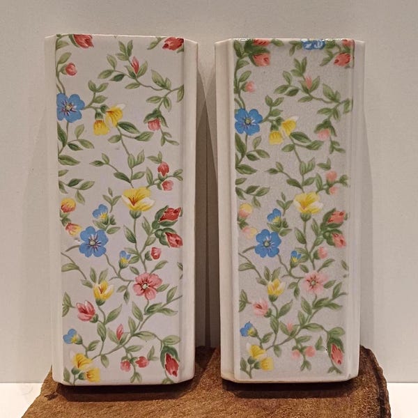 Radiator tray, humidifier, improves air humidity, decoration of blue, yellow and red flowers, without hook, price per tray, 70s