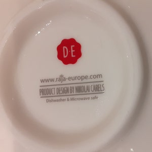 Douwe Egberts, lot de deux tasses, ou lot de deux tasses blanches avec soucoupe, avec la marque rouge sceau de Douwe Egberts image 7