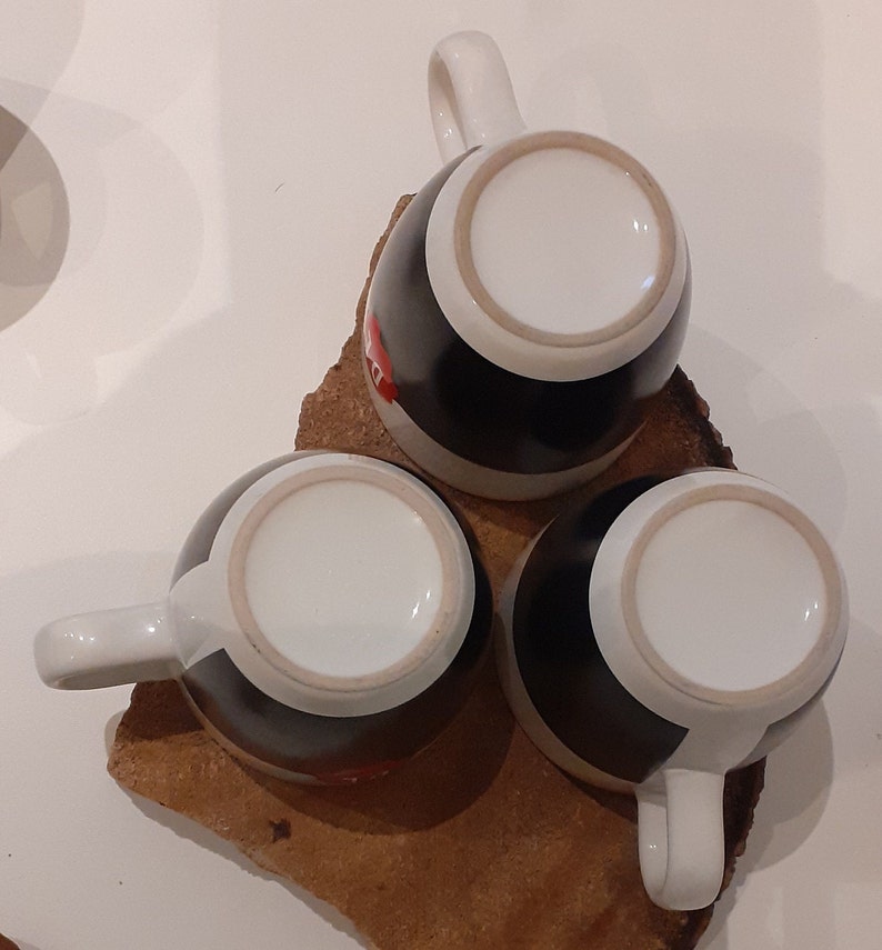 Douwe Egberts Holland, losse mok of set van twee of drie cappuccinomokken, zwart gedeelte geschikt voor krijtschrift, rood zegel DE afbeelding 4