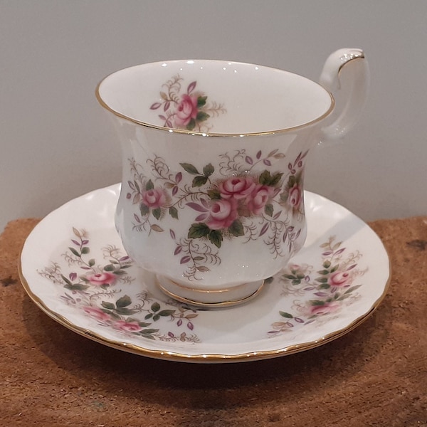 Royal Albert, 'Lavender Rose', beautiful decor of lavender-colored mini roses, lady's cup with saucer, or separate saucers