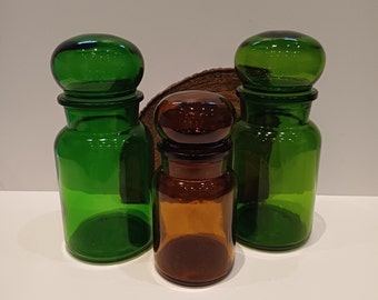 Retro Belgian apothecary jar, bell cap, plastic seal, green and amber jar, different sizes, price per jar, 70&#39;s