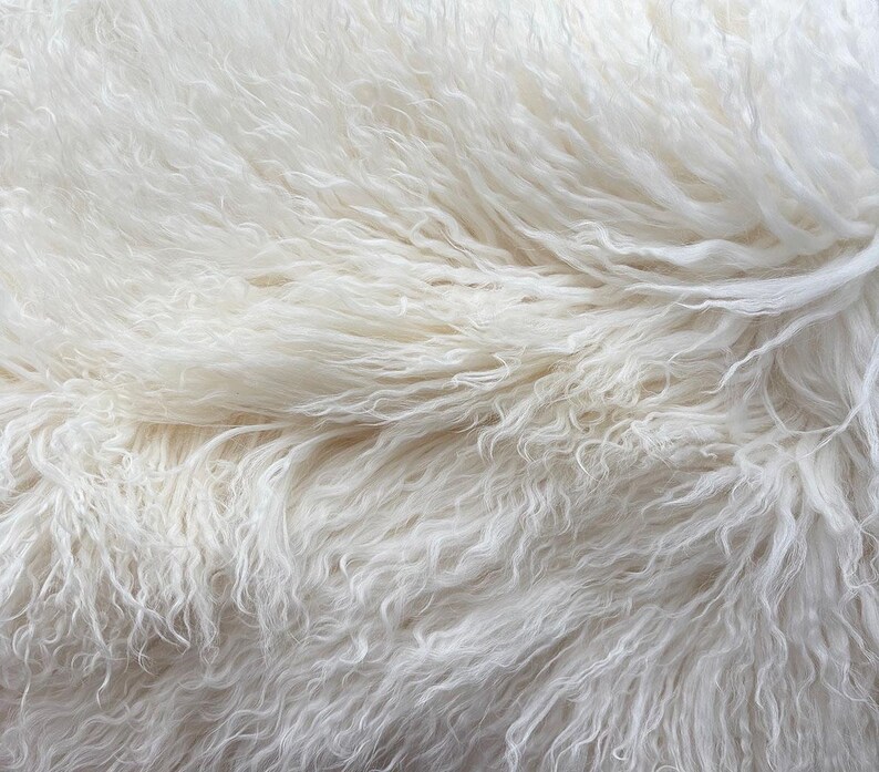 Mongoliskt fårskinn i ull - Tibetanskt lammskinn - Tibetansk lammmohair - Dockhår - Reroot - Dockperuker - Waldorfdocka - BJD - Blythe Dolls bild 6