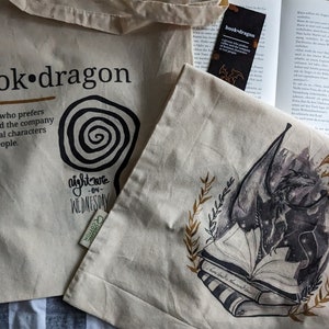 Organic cotton bag bag "book dragon" Nightmare on Wednesday, Tim Burton style, fantasy, dragon, dragon rider, coffee