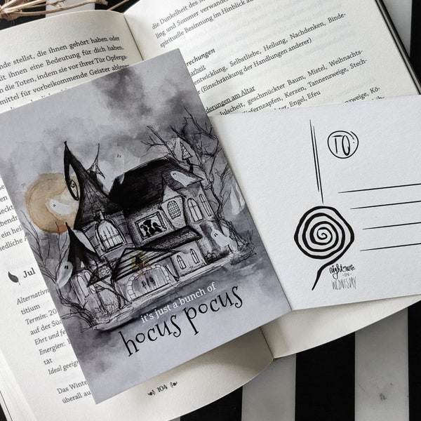 Print & Postkarte "Hocus Pocus" A6 Nightmare on Wednesday, Tim Burton Stil, Schwarz Weiß, Zeichnung, Booklover, Haunted House