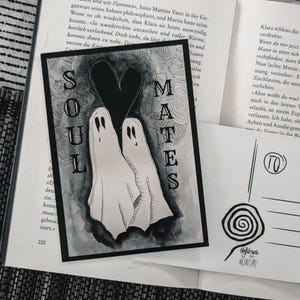 Print & Postkarte "soulmates" A6 Nightmare on Wednesday, Tim Burton Stil, Schwarz Weiß, Zeichnung, Booklover, Valentine, Ghost
