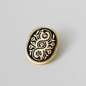 Ouroboros Enamel Pin / Snakes & Flowers (B-grade with some flaws)