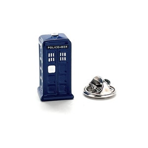 Doctor Who Pin Tardis Pin Time Machine Lapel Pin Cosplay Pin Spacecraft Pin Police Box Pin Blue and White Enamel Pin 3D Design