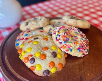 Jumbo Cookies: Award-Winning Recipe, Super Thick, 4" Wide