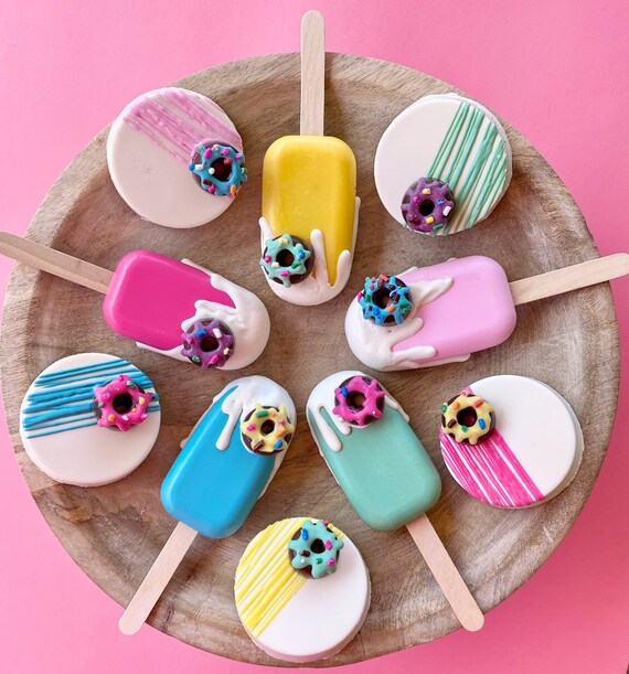 Cakesicles Oreo Option Vanilla Cake Chocolate Cake Red Etsy