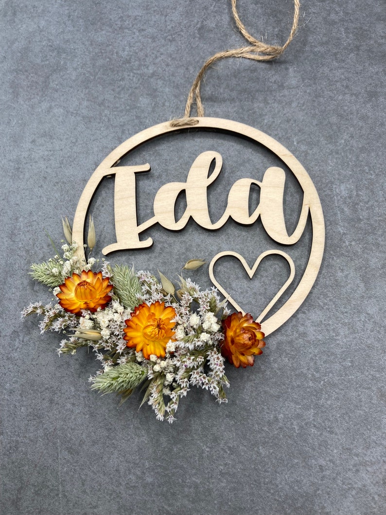 Personalized door sign, name plate, children's room sign, decorated with dried flowers Orange