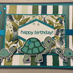 Cartão de aniversário divertido de tartaruga