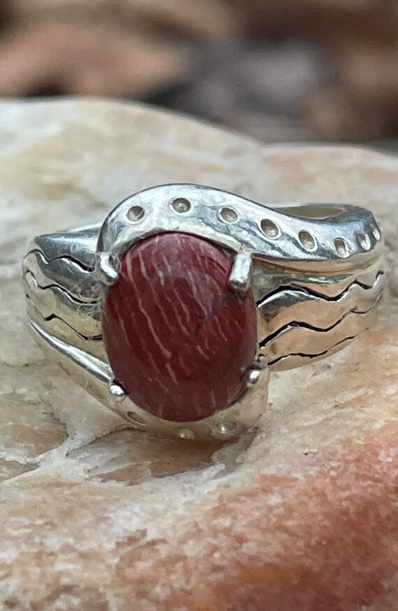 Vintage Sterling Silver And Carnelian ring - image 2