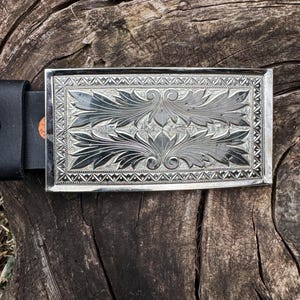 Uniquely designed belt buckle