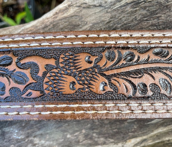 Vintage Tooled leather belt - image 3