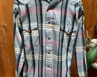 Vintage Wrangler Pearl snap plaid shirt