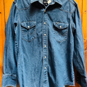 Vintage Denim Wrangler Pearl snap western shirt