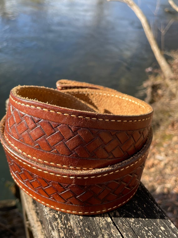 Vintage Tooled leather belt - image 2