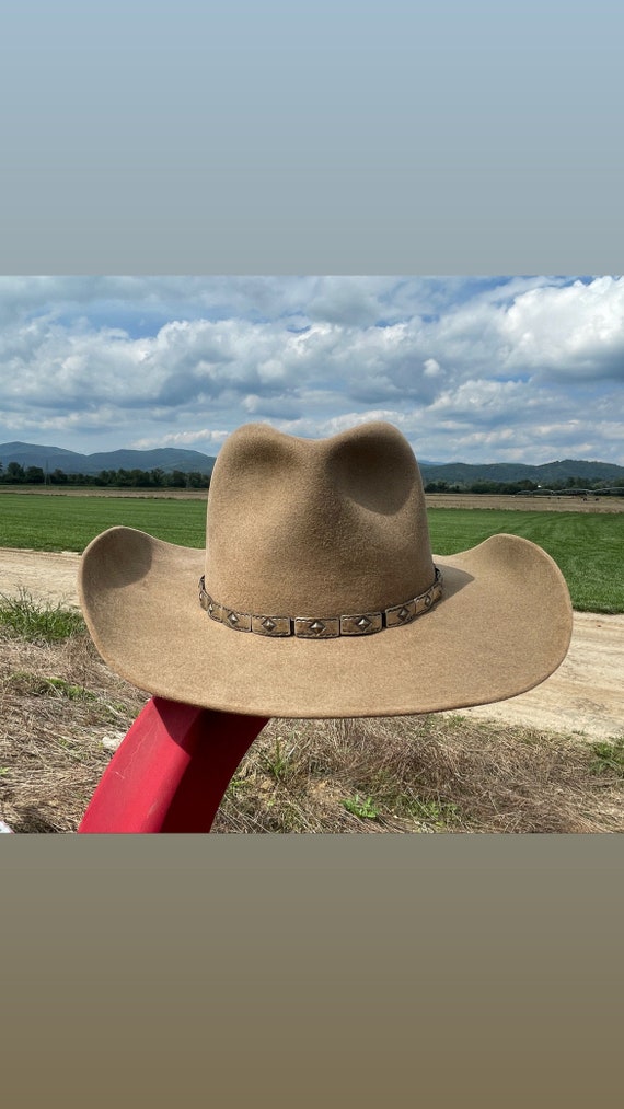 Vintage handmade Cowboy Hat,  Vintage Bounty Hunter, Mancos Colorado, made by Nate Funmaker, master hat maker, with sterling silver hat band