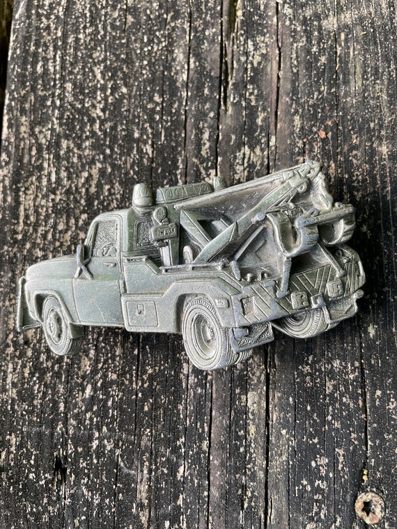 Vintage 80’s Tow truck belt buckle