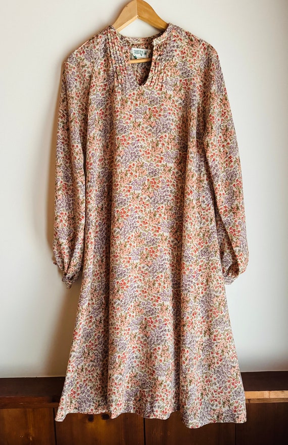 Vintage Surrey floral dress