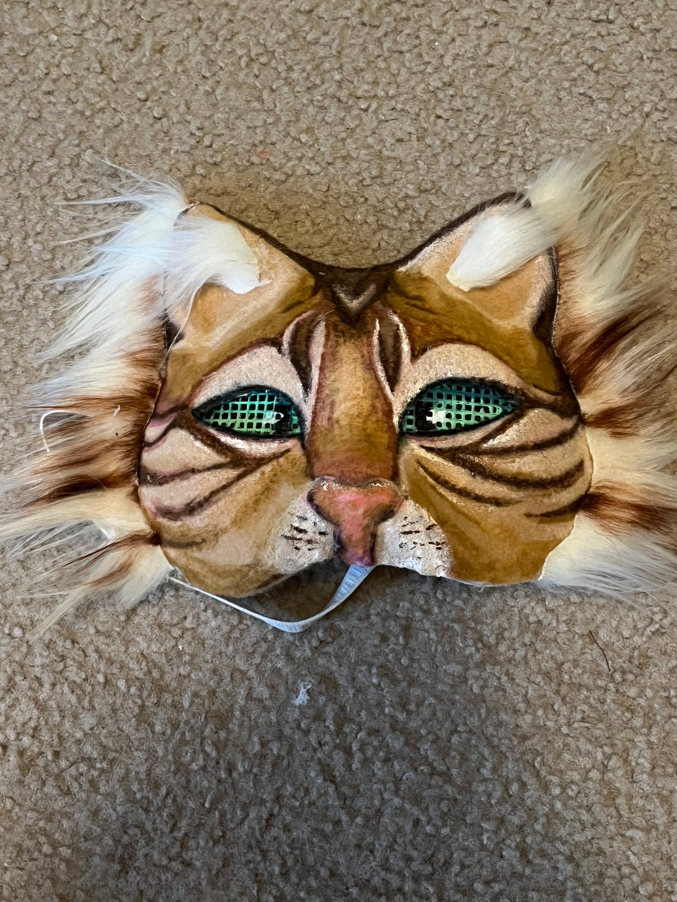 Rhinestone Therian Cat Mask - Gold