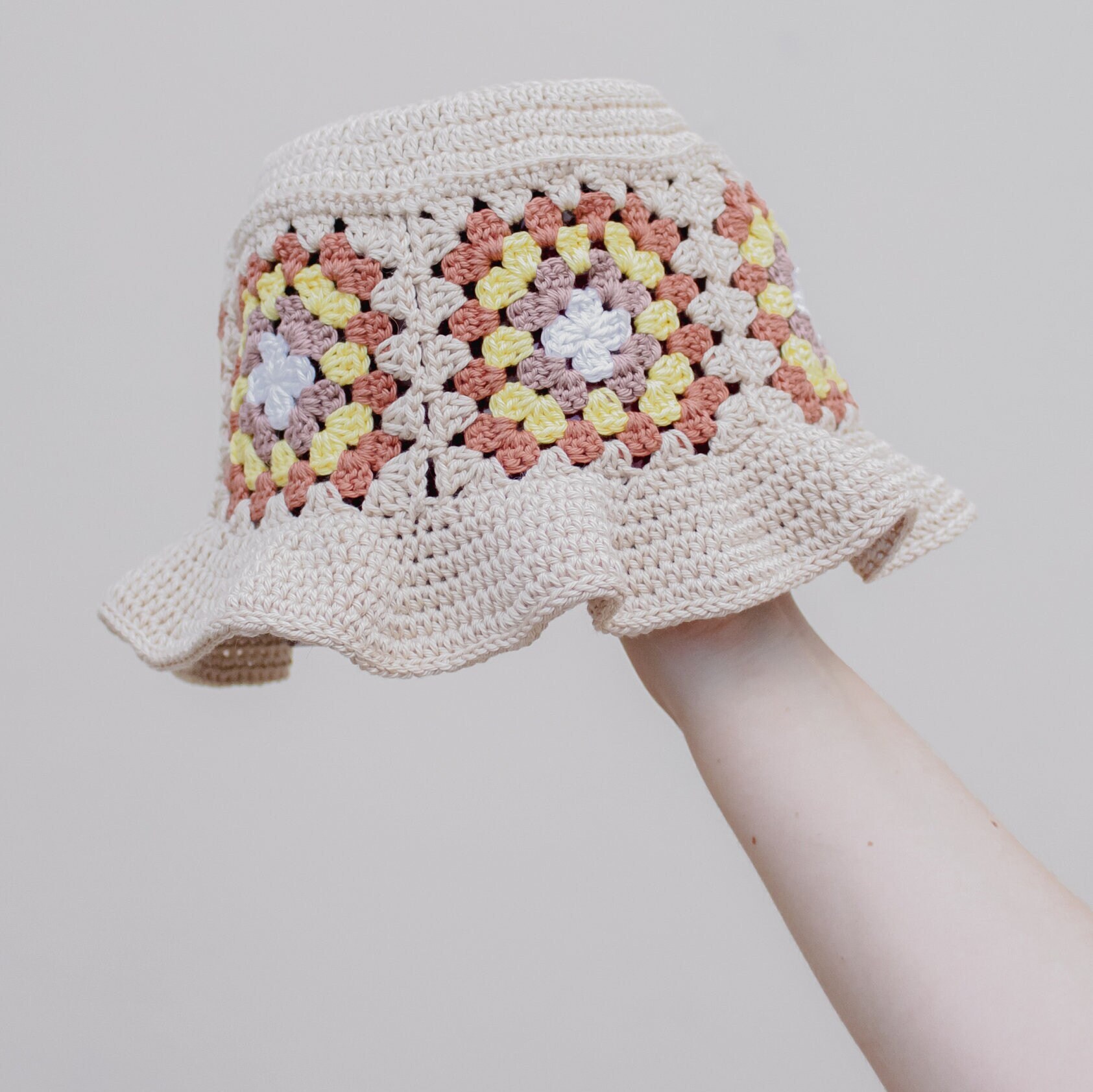 Crochet Granny Square Bucket Hat 