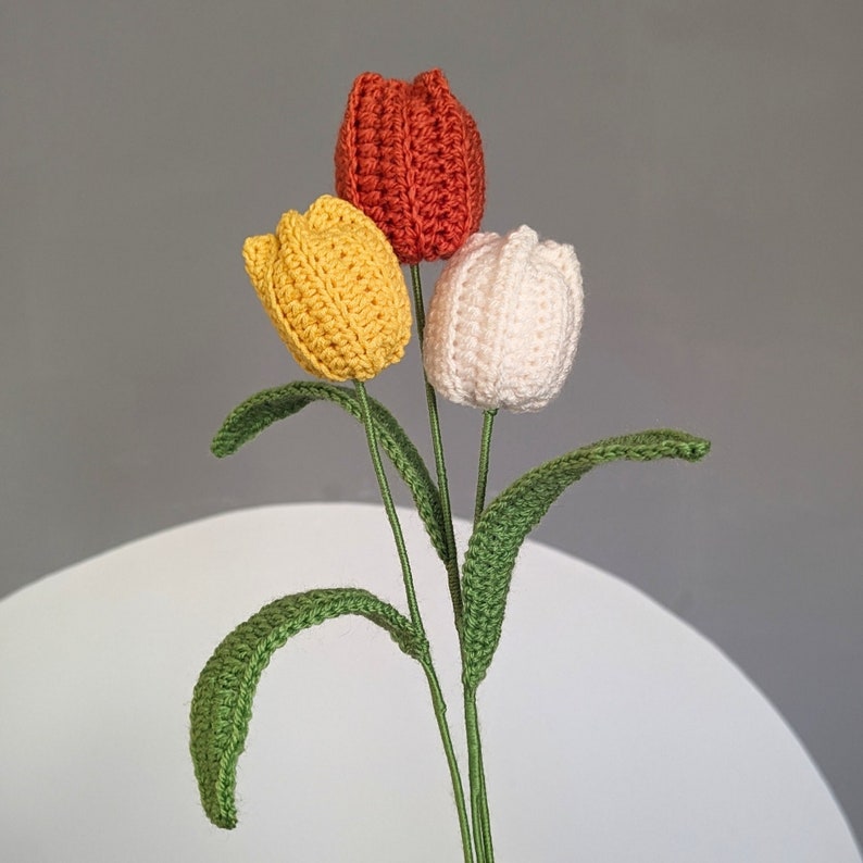 Three-Color Tulip Bouquet crochet flower pattern listing photo by Brunaticality