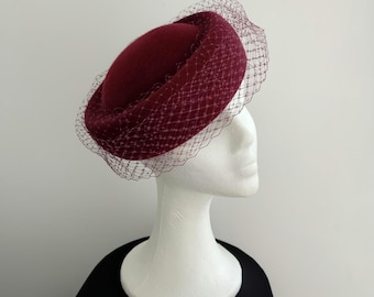 Elegant Pillbox Hat with Veil