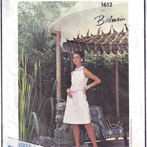 Molde de costura Vogue 1612, modelo Balmain dos anos 1960, tamanho 12 (busto 81 cm), vestido evasê com cavas abertas, inclui etiqueta.