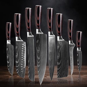Complete 8-Piece Kitchen Knife Set with Damascus Pattern - Japanese Chef Knife Set with Smooth Wooden Handles - Ultra Sharp for Fast Cutting