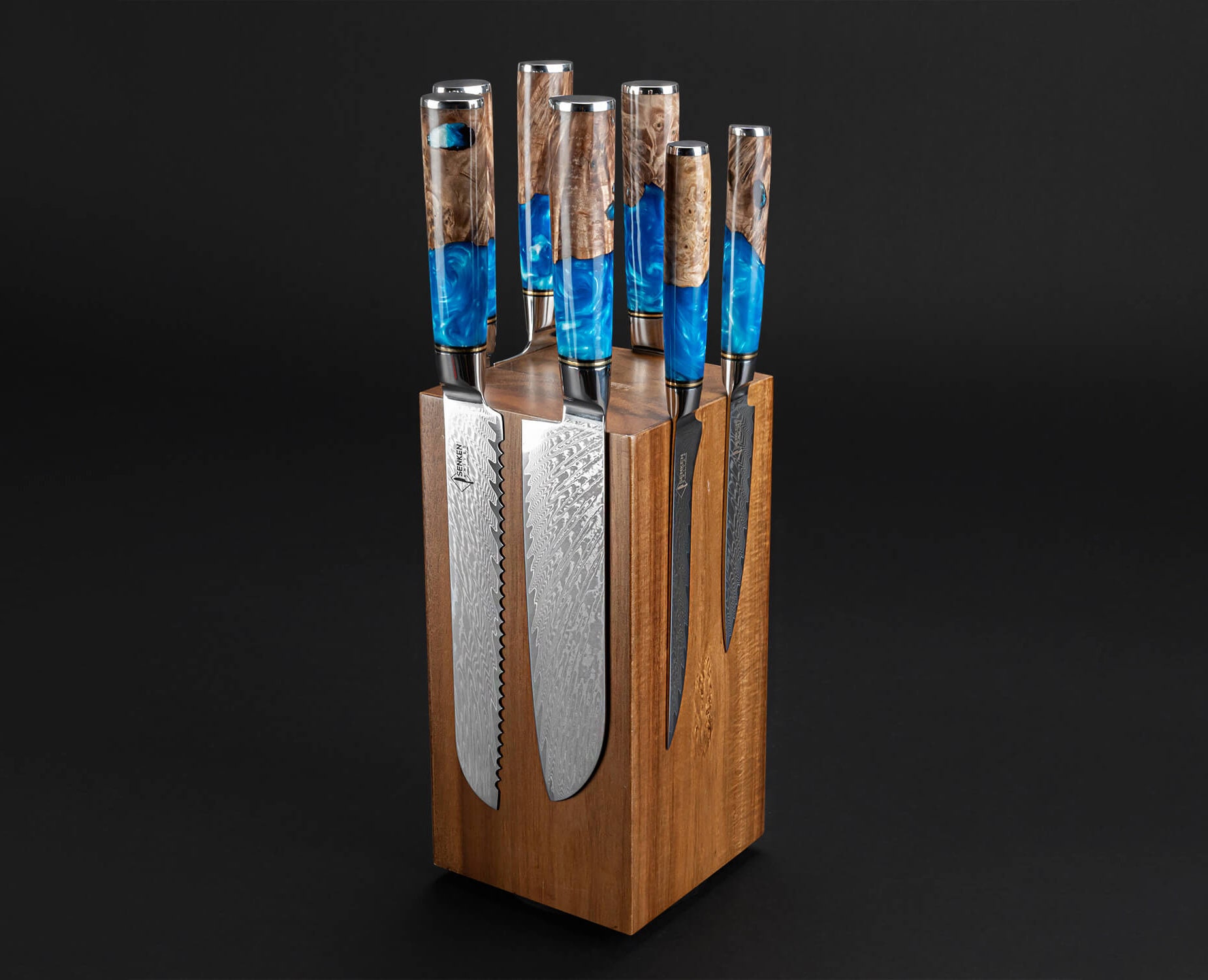  SENKEN Damascus Steak Knife Set - Tsunami Collection - 67-Layer  Japanese VG10 Steel - Razor Sharp Serrated Blades, Blue Resin & Natural  Wood Pattern Handles, Luxury Gift Box (6 Steak Knife