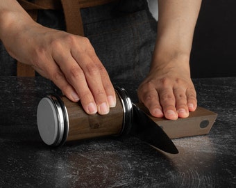 Afilador de cuchillos profesional con base magnética - Afila en 4 ángulos de 15 a 22 grados - Madera de haya con disco de diamante