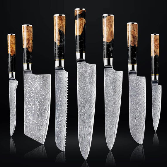 Japanese Kitchen Knife Set Forged From 67-layer Damascus VG10