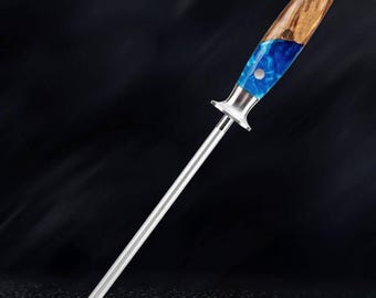 プロ仕様のシェフシャープニングスチール、エメリーロッドとブルー樹脂ハンドル付き - ダマスカスナイフを含む最大63 HRCまでの研ぎと研ぎに最適