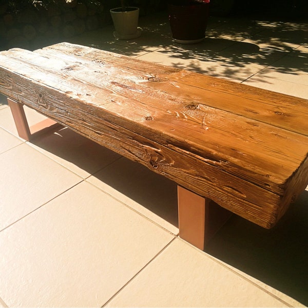 Table console réalisée à partir de vieilles poutres en bois massif. Style rustique. Grange moderne. Fait à la main. Banc pour le couloir.