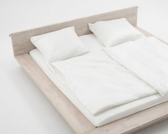 Cama artesanal de roble macizo: estructura de madera de roble auténtica, de sólida fabricación artesanal