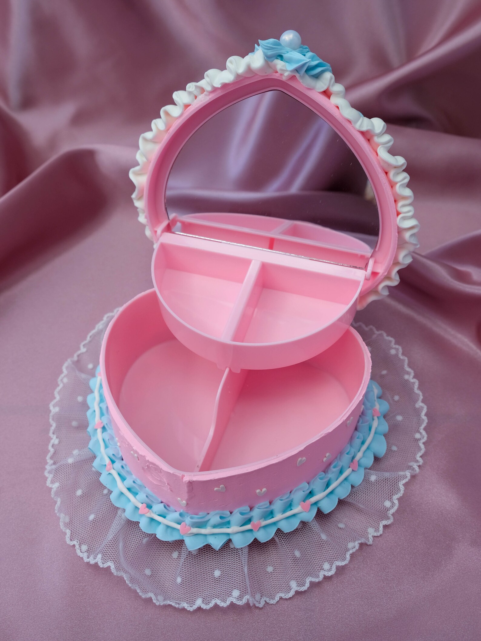 Pure Heart Jewelry Box Cake Customizable BY 10AM CAKE Etsy