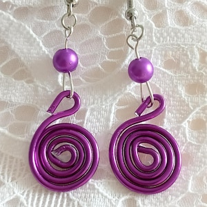 Boucles d'oreilles violet nacré