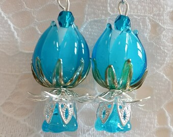 Pendientes de flores azules