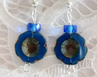 Pendientes de flores azules