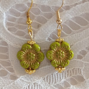 Green flower earrings