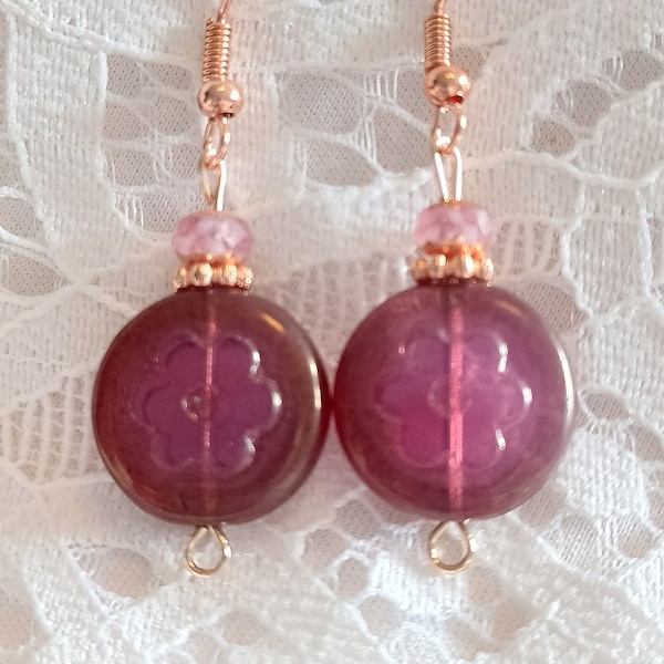 Boucles d'oreilles fleurs mauves