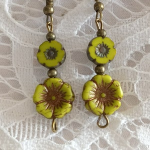 Green flower earrings