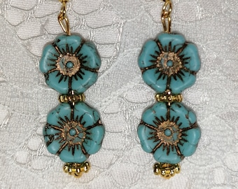 Pendientes de flores azules