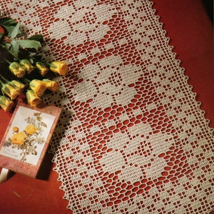 Trio - Crochet Table Mat/Runner Pattern.  15-1/2" x 29-1/4", including edging 5/8" deep.  PDF Download.