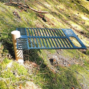 Metal Campfire cooking grill bushcraft survival fire pit outdoor cooking set argentine grill fire top