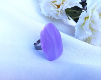 Ragnfrid 3.0 | Handmade rings in polymer clay, adjustable, stainless steel, nickel free, purple and white, stone shaped, elegant, unique